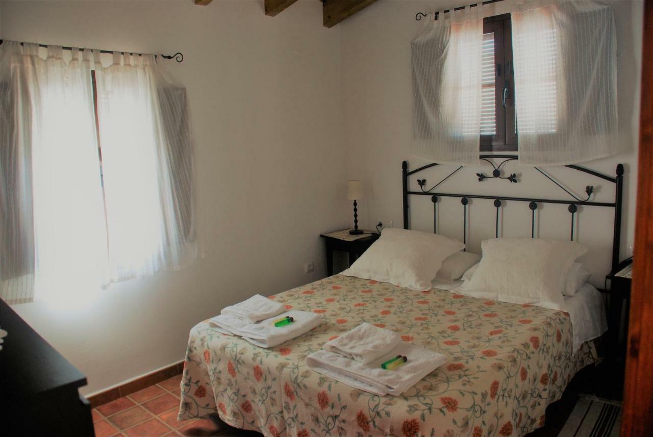 Casa Rural La Torre 阿尔莫纳斯特尔拉雷亚尔 外观 照片