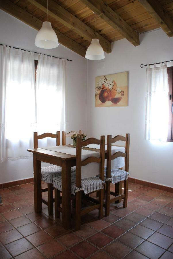 Casa Rural La Torre 阿尔莫纳斯特尔拉雷亚尔 外观 照片